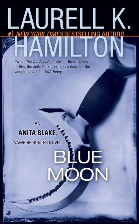 Blue Moon (Anita Blake, Vampire Hunter, Book 8)